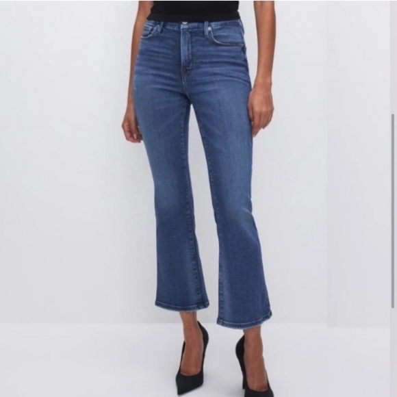 Good American Blue Cropped Jeans | Size 16 - Picture 2 of 13